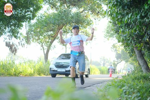Race photo from Kediri Half Marathon 2024