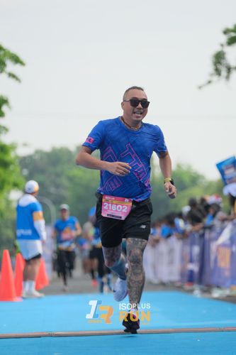 Race photo from Isoplus Run 2024 Surabaya