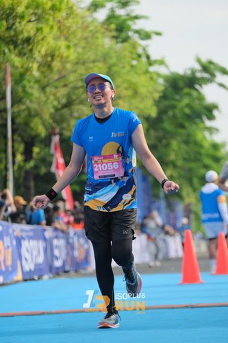 Race photo from Isoplus Run 2024 Surabaya