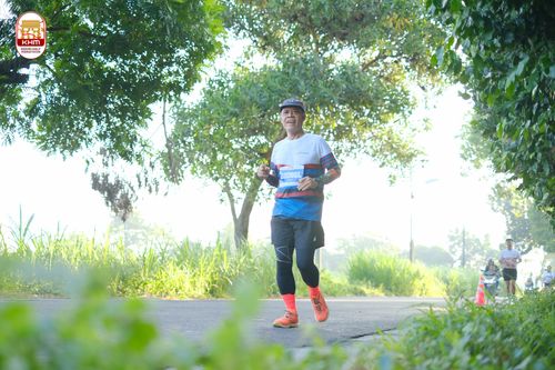 Race photo from Kediri Half Marathon 2024