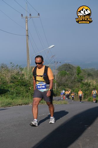 Race photo from Kelud Vertical Challenge 2024