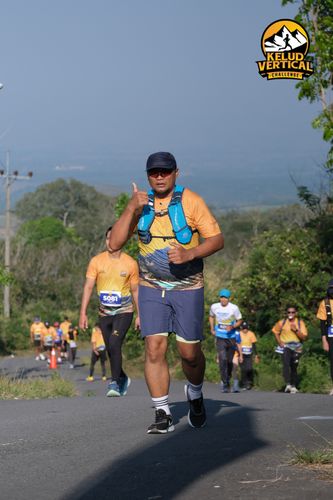 Race photo from Kelud Vertical Challenge 2024