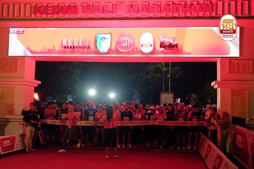 Race photo from Kediri Half Marathon 2025