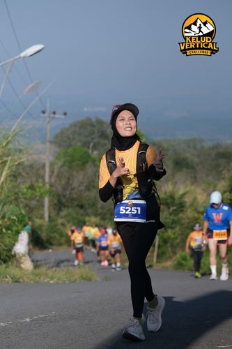 Race photo from Kelud Vertical Challenge 2024