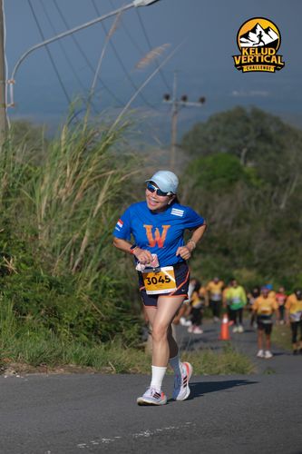Race photo from Kelud Vertical Challenge 2024