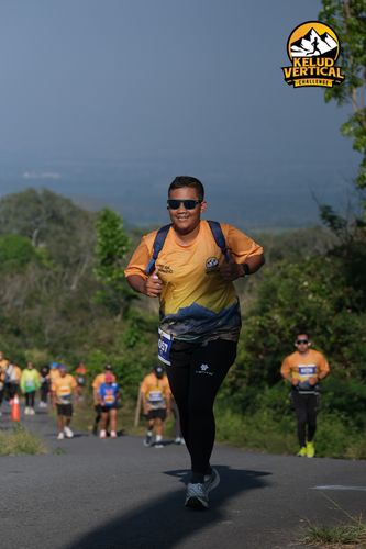 Race photo from Kelud Vertical Challenge 2024