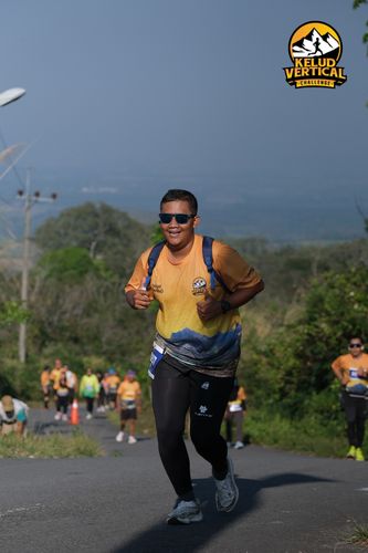 Race photo from Kelud Vertical Challenge 2024