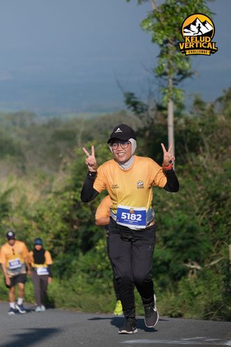 Race photo from Kelud Vertical Challenge 2024