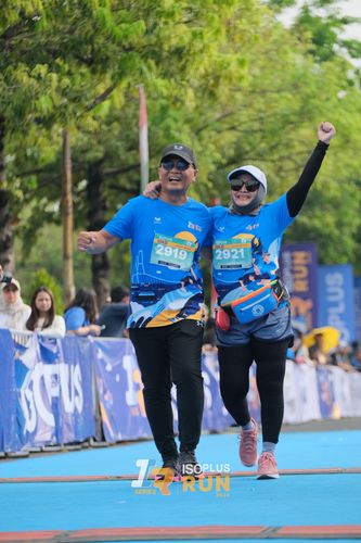 Race photo from Isoplus Run 2024 Surabaya