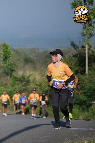 Race photo from Kelud Vertical Challenge 2024