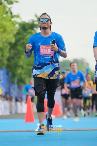 Race photo from Isoplus Run 2024 Surabaya