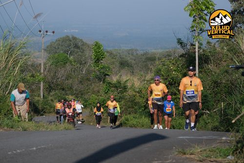Race photo from Kelud Vertical Challenge 2024