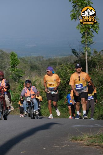 Race photo from Kelud Vertical Challenge 2024