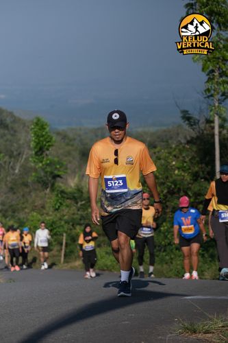 Race photo from Kelud Vertical Challenge 2024