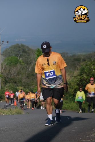 Race photo from Kelud Vertical Challenge 2024