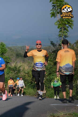 Race photo from Kelud Vertical Challenge 2024