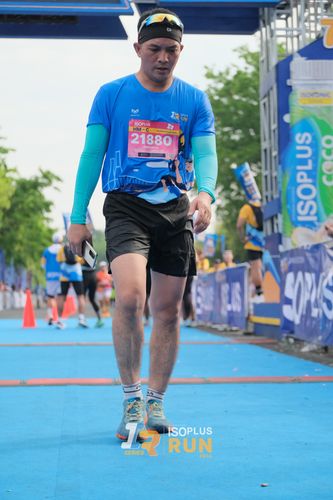 Race photo from Isoplus Run 2024 Surabaya