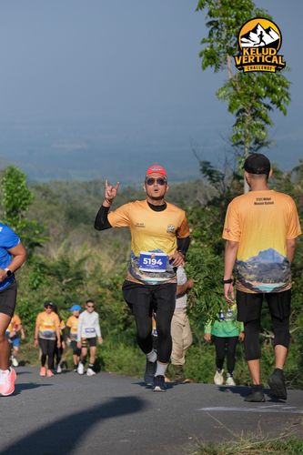 Race photo from Kelud Vertical Challenge 2024