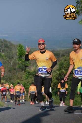 Race photo from Kelud Vertical Challenge 2024