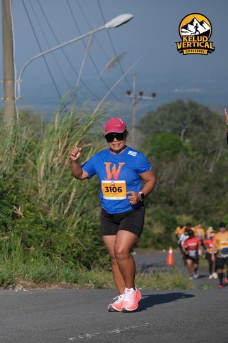 Race photo from Kelud Vertical Challenge 2024