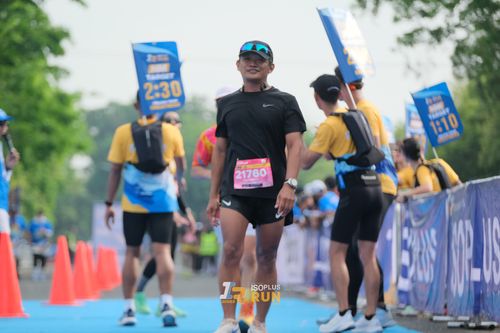 Race photo from Isoplus Run 2024 Surabaya