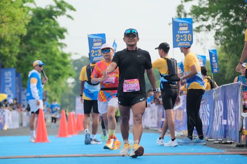 Race photo from Isoplus Run 2024 Surabaya
