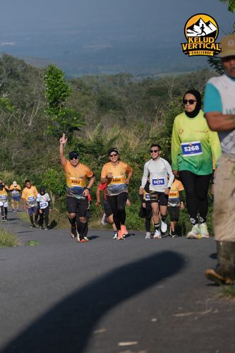 Race photo from Kelud Vertical Challenge 2024