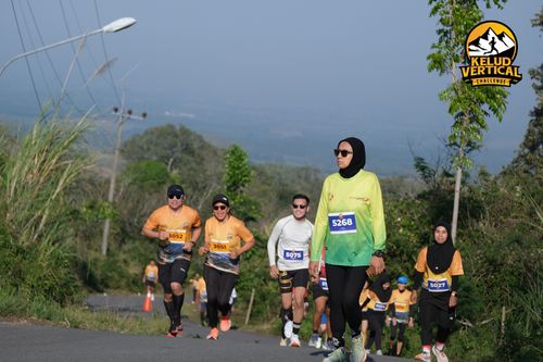 Race photo from Kelud Vertical Challenge 2024