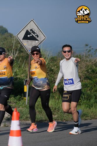 Race photo from Kelud Vertical Challenge 2024
