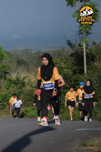 Race photo from Kelud Vertical Challenge 2024
