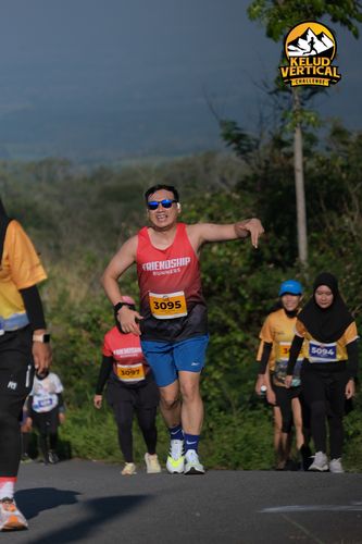 Race photo from Kelud Vertical Challenge 2024