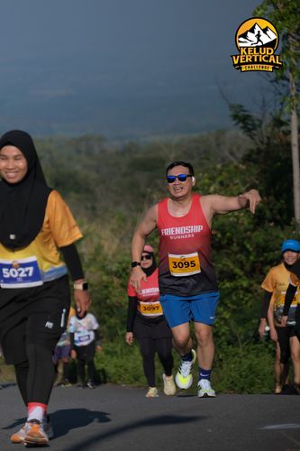 Race photo from Kelud Vertical Challenge 2024