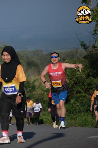 Race photo from Kelud Vertical Challenge 2024