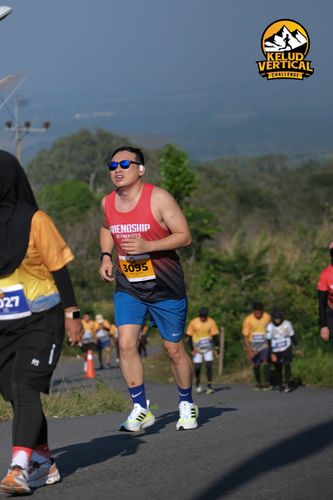 Race photo from Kelud Vertical Challenge 2024