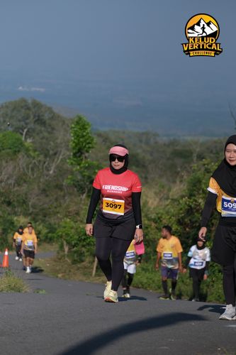 Race photo from Kelud Vertical Challenge 2024