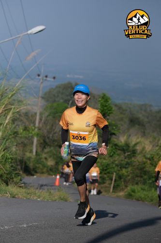 Race photo from Kelud Vertical Challenge 2024
