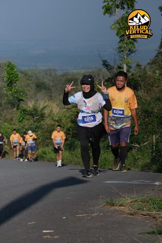 Race photo from Kelud Vertical Challenge 2024