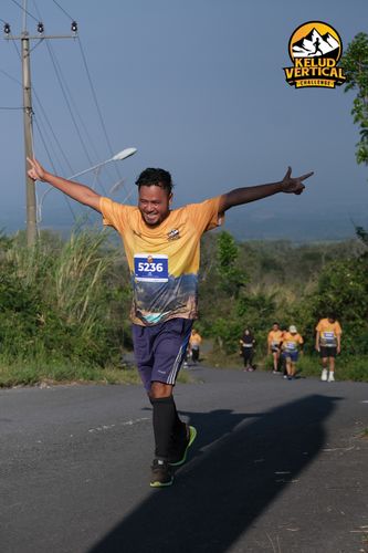 Race photo from Kelud Vertical Challenge 2024