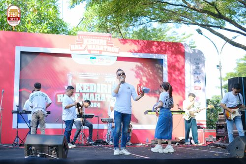 Race photo from Kediri Half Marathon 2024