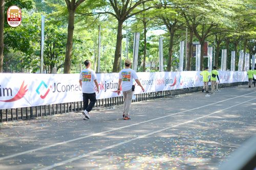 Race photo from Kediri Half Marathon 2024