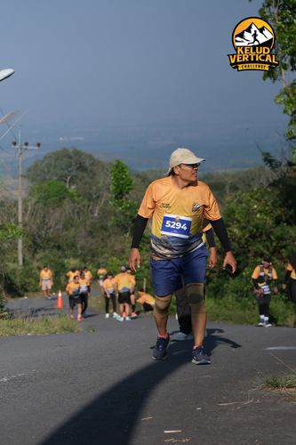 Race photo from Kelud Vertical Challenge 2024