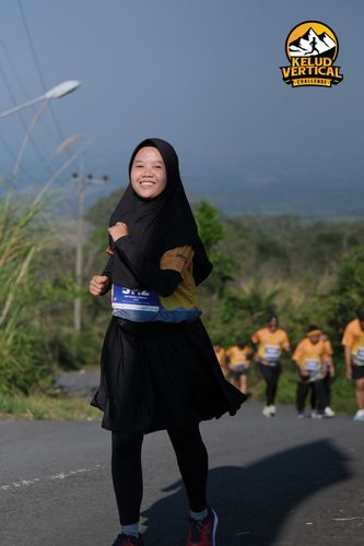 Race photo from Kelud Vertical Challenge 2024