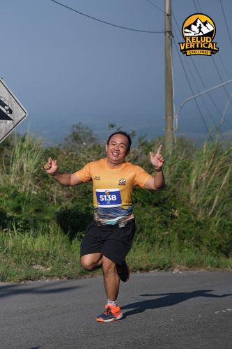 Race photo from Kelud Vertical Challenge 2024