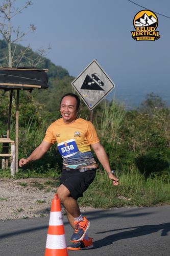 Race photo from Kelud Vertical Challenge 2024