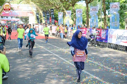 Race photo from Kediri Half Marathon 2024