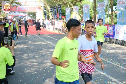 Race photo from Kediri Half Marathon 2024