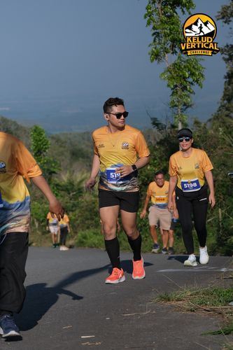Race photo from Kelud Vertical Challenge 2024