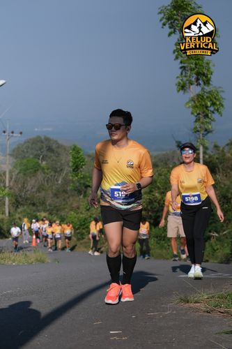 Race photo from Kelud Vertical Challenge 2024