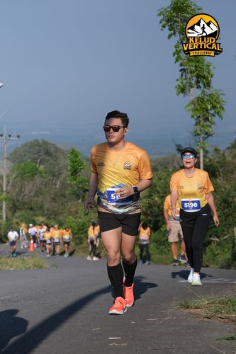 Race photo from Kelud Vertical Challenge 2024