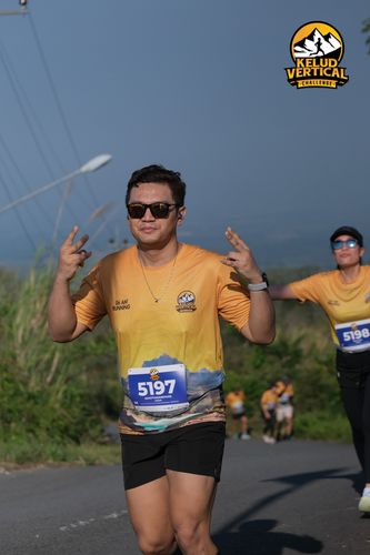 Race photo from Kelud Vertical Challenge 2024